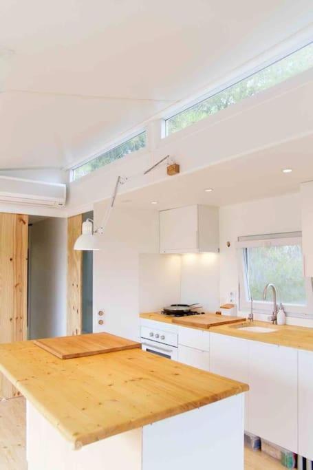 Eco Tiny Home & Office For Digital Nomads Vallmoll Exterior foto