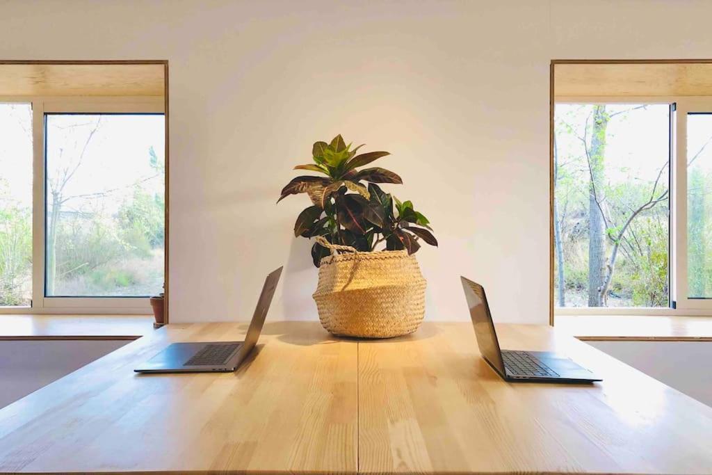Eco Tiny Home & Office For Digital Nomads Vallmoll Exterior foto